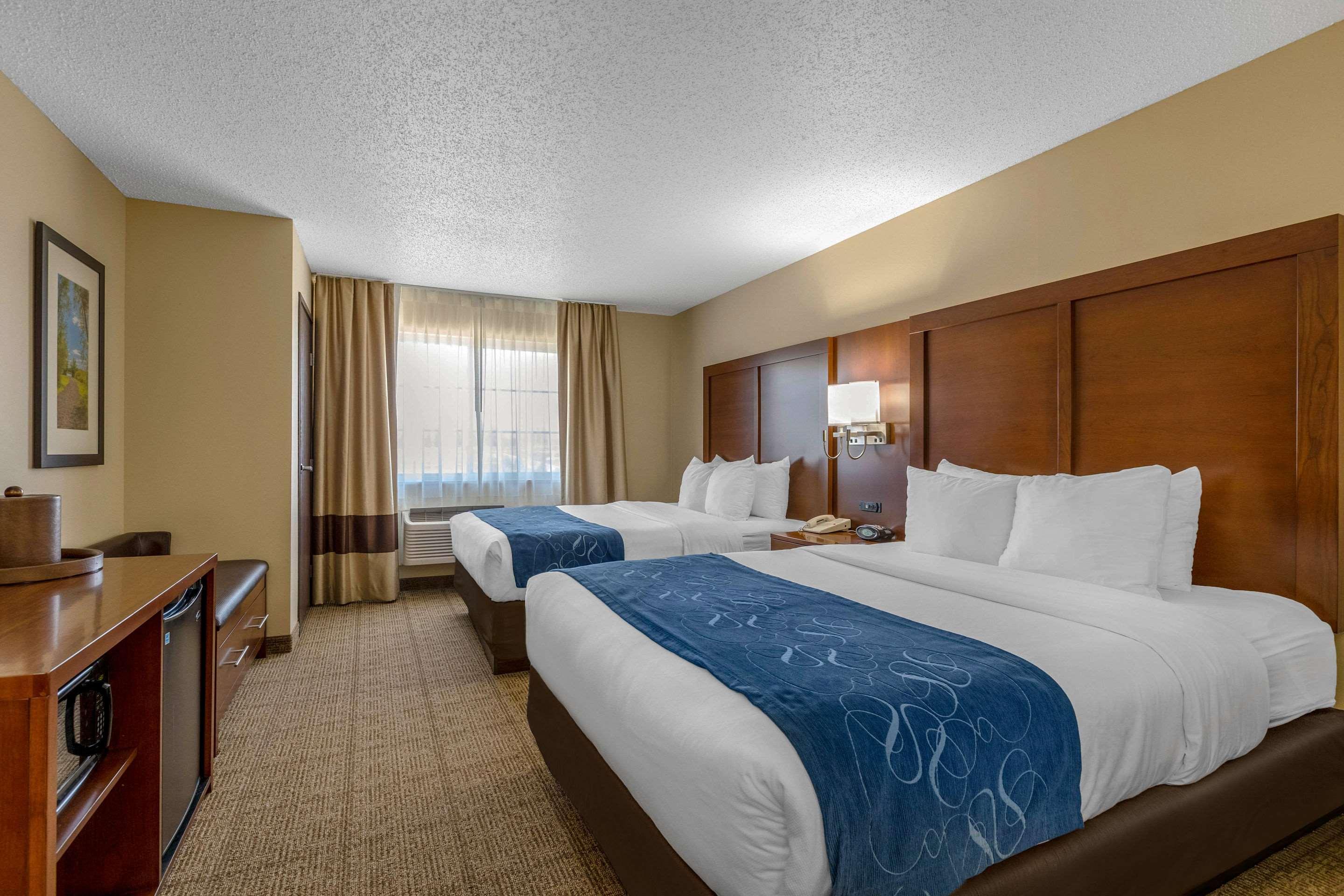 Comfort Suites Cedar Falls Εξωτερικό φωτογραφία